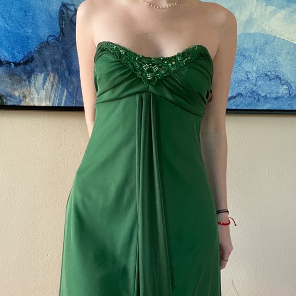 Windsor Green Dress - Picture 5 of 5